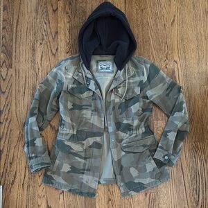 Levi's Green Camouflage Jacket with Removable Hood